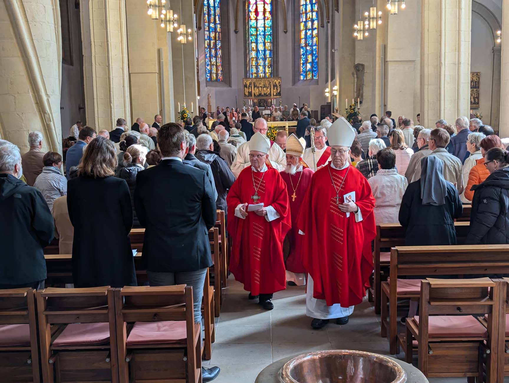 Festgottesdienst Bischofsweihe-Jubiläum