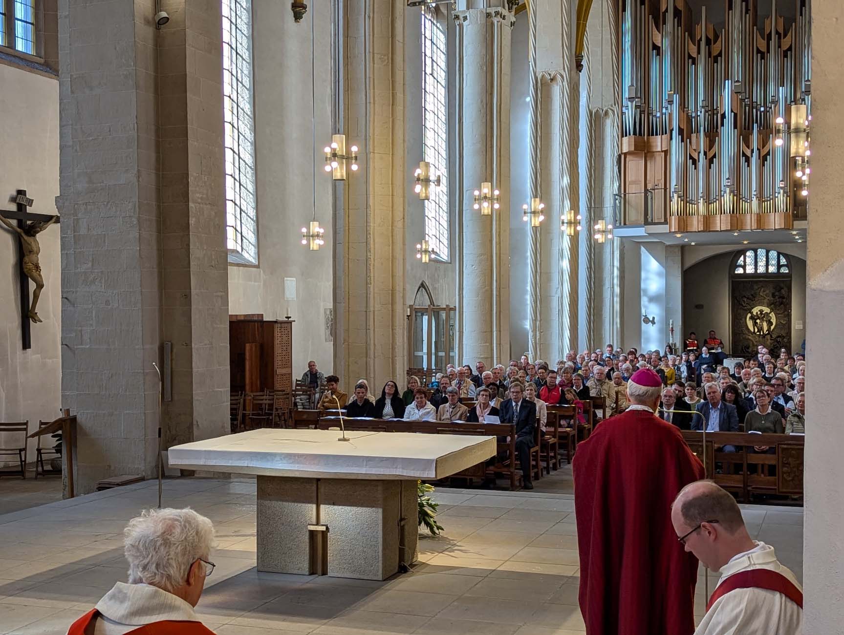 Festgottesdienst Bischofsweihe-Jubiläum